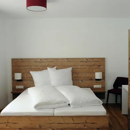 Gaestehaeusle In Motel *